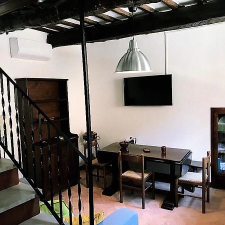 Bed and Breakfast La Torre Di Morro Camerino Exterior foto