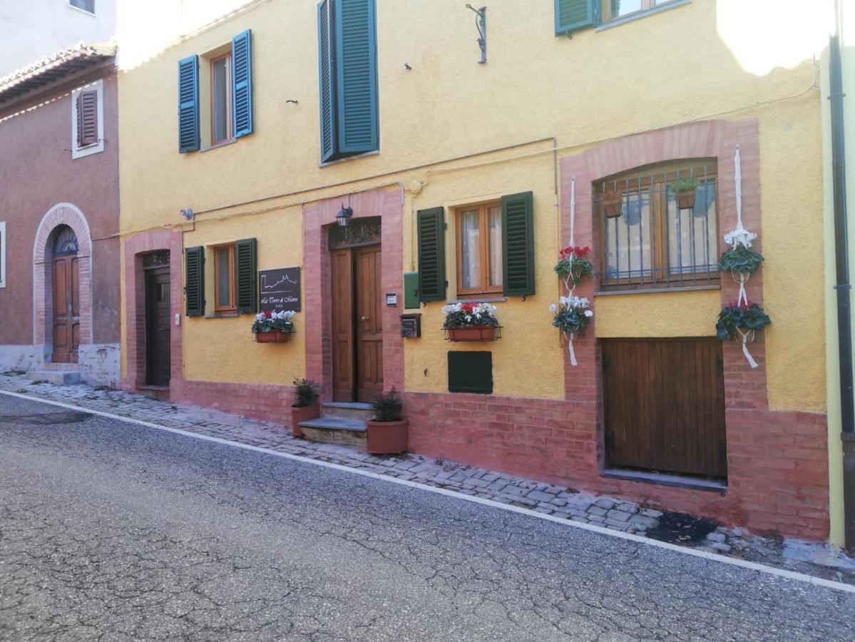 Bed and Breakfast La Torre Di Morro Camerino Exterior foto